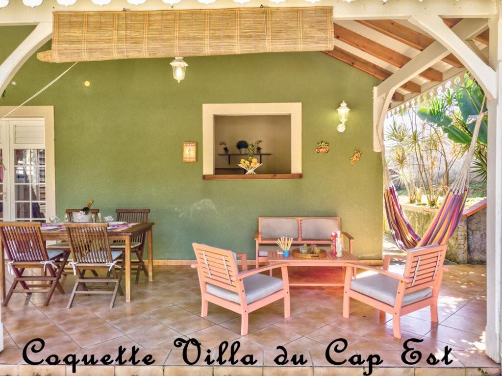 Coquette Villa Du Cap Est Le Francois Luaran gambar